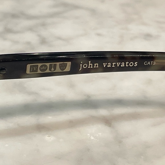 John  Varvatos sunglasses- used/ good condition  with light scratches on lens- - Picture 2 of 6